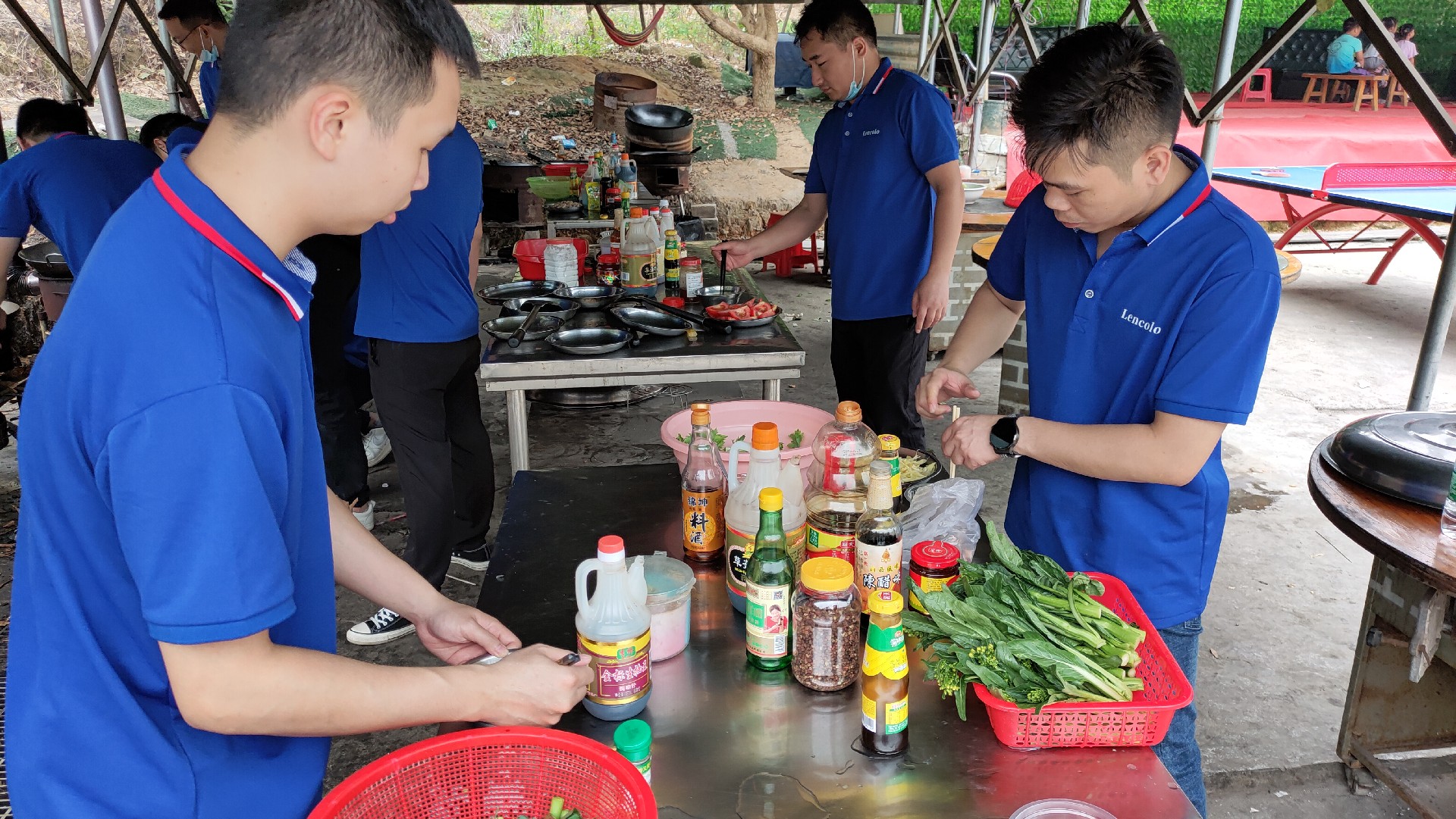 松湖騎行，穿樹飛花；農(nóng)家休閑，擁抱自然